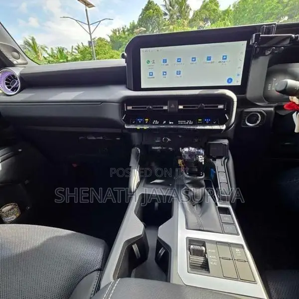 Toyota Land Cruiser LC250 Prado 2025
