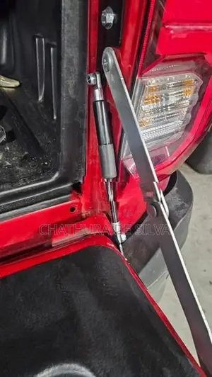 Revo Rocco Tailgate Shock