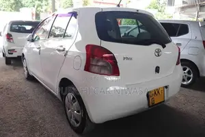 Toyota Vitz 2007