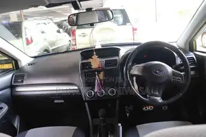 Subaru XV hybrid 2013