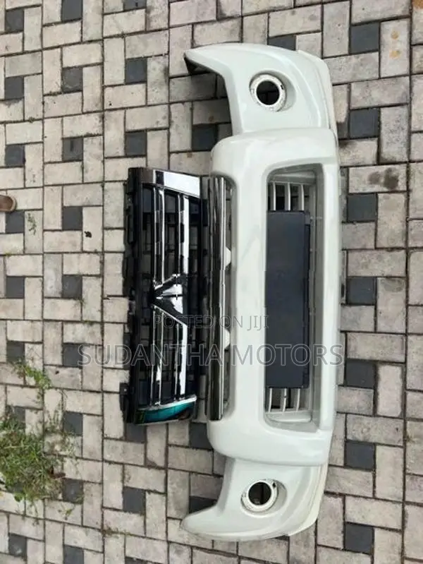 Mitsubishi Montero V98 - V93 Front Bumper