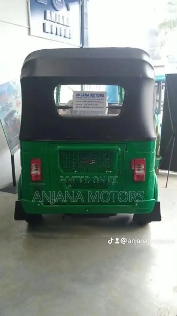Bajaj RE 2026