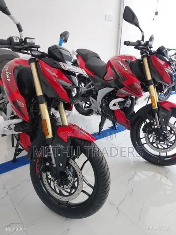 Bajaj Pulsar N160 Premium 2026