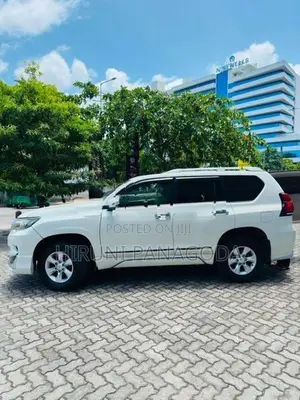 Toyota Land Cruiser Prado 2012