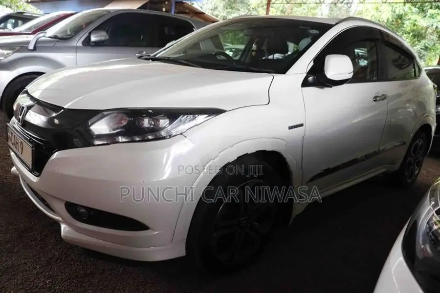 Honda Vezel hybrid 2015