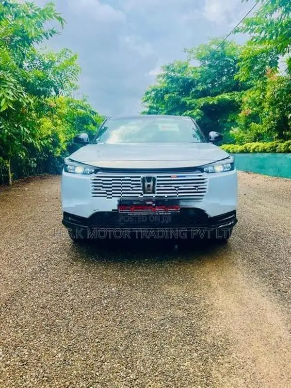 Honda Vezel Z Play Moon Roof 2026