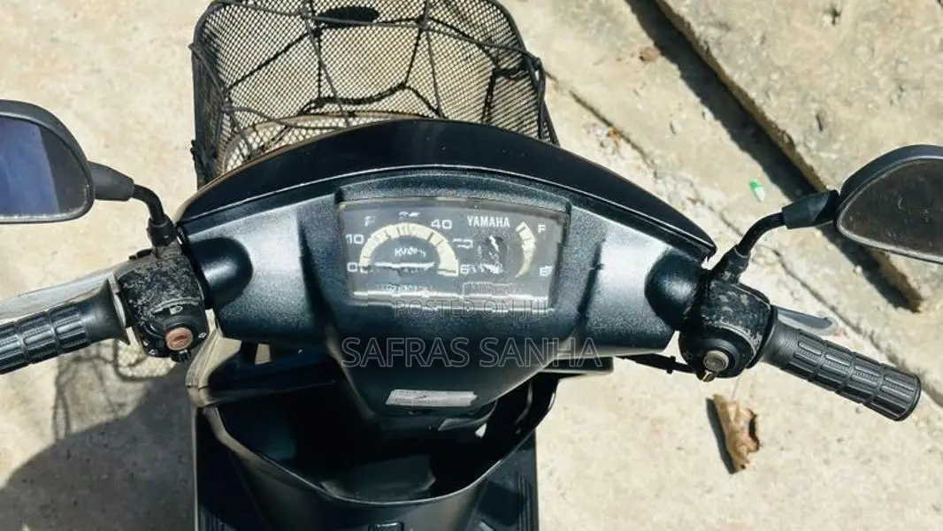 Yamaha 1999