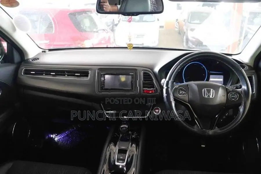 Honda Vezel hybrid 2015