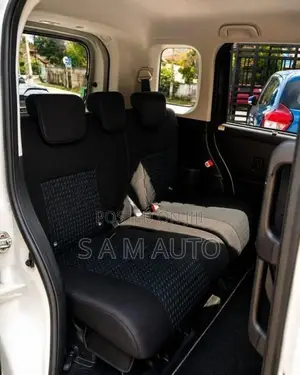 Toyota Roomy G Custom 2024