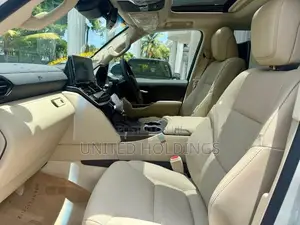 Toyota Land Cruiser Sahara LC300 ZX V6 2026