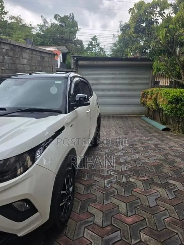 Mahindra KUV 100 NXT K6+ 2022
