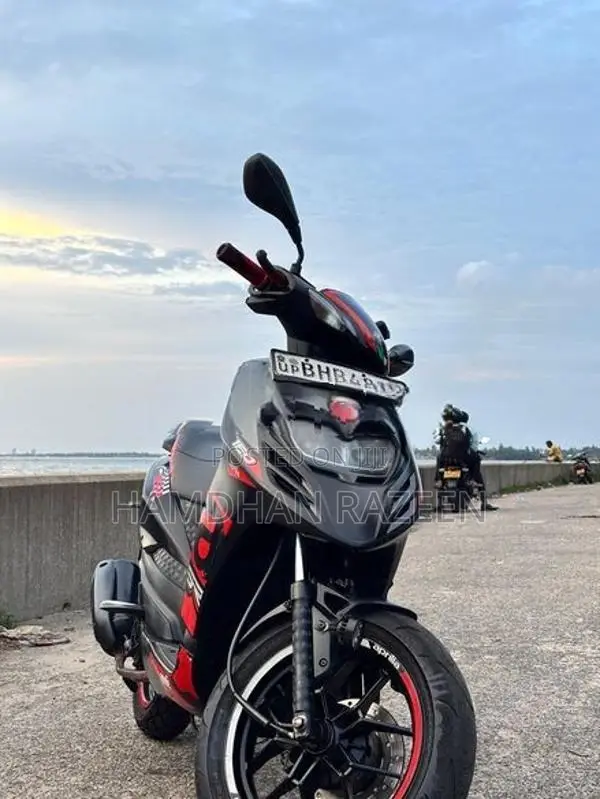 Aprilia SR 150 Race 2017