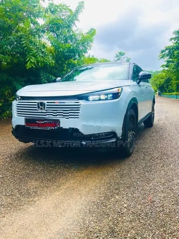 Honda Vezel Z Play Moon Roof 2026