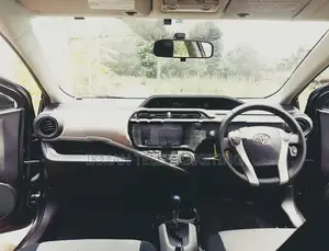 Toyota Aqua Hybrid S Grade 2014