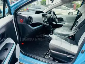 Toyota Aqua S Grade 2014