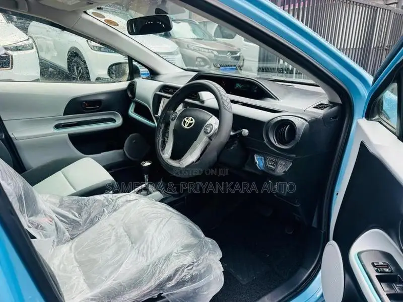 Toyota Aqua S Grade 2014
