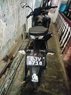 Bajaj Pulsar N160 2025