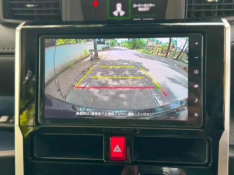 Toyota Roomy 2023