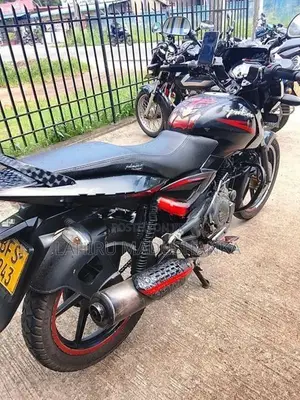 Bajaj Pulsar 150 2018