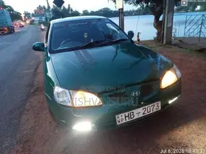Hyundai Elantra 1999
