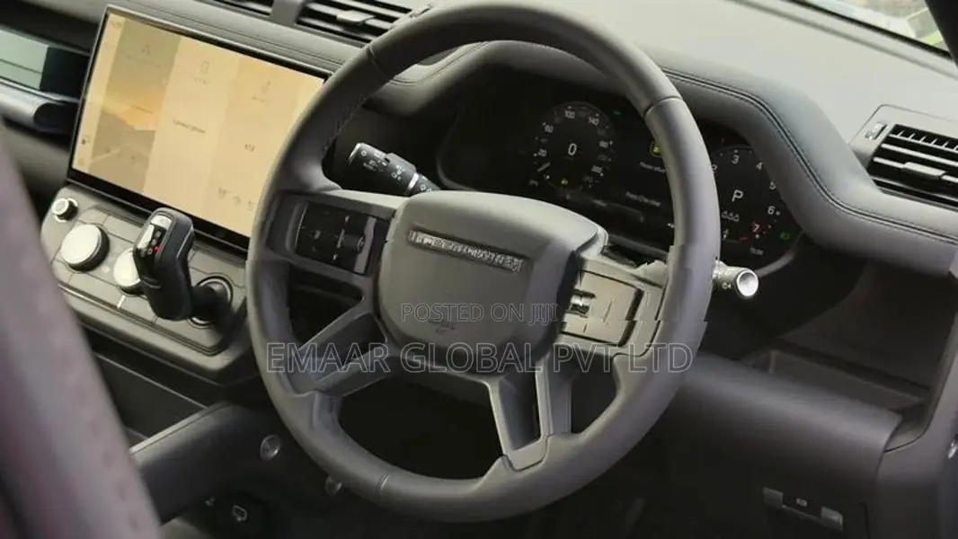 Land Rover Defender Fully loaded 2026