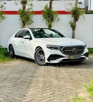 Mercedes Benz E200 AMG Premium Plus 2025