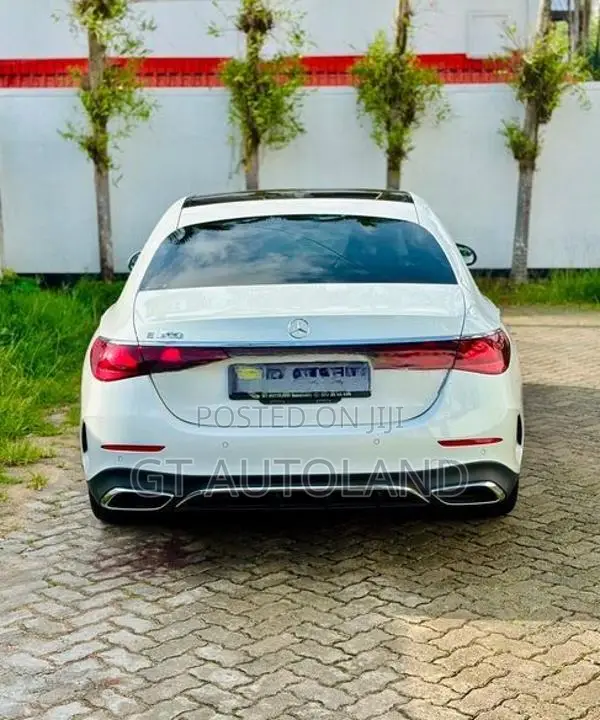 Mercedes Benz E200 AMG Premium Plus 2025
