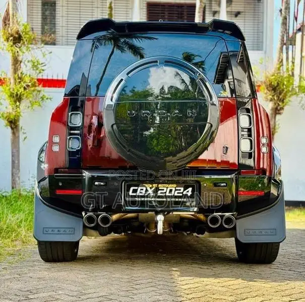 Land Rover Defender P300e Sedona Limited 2025