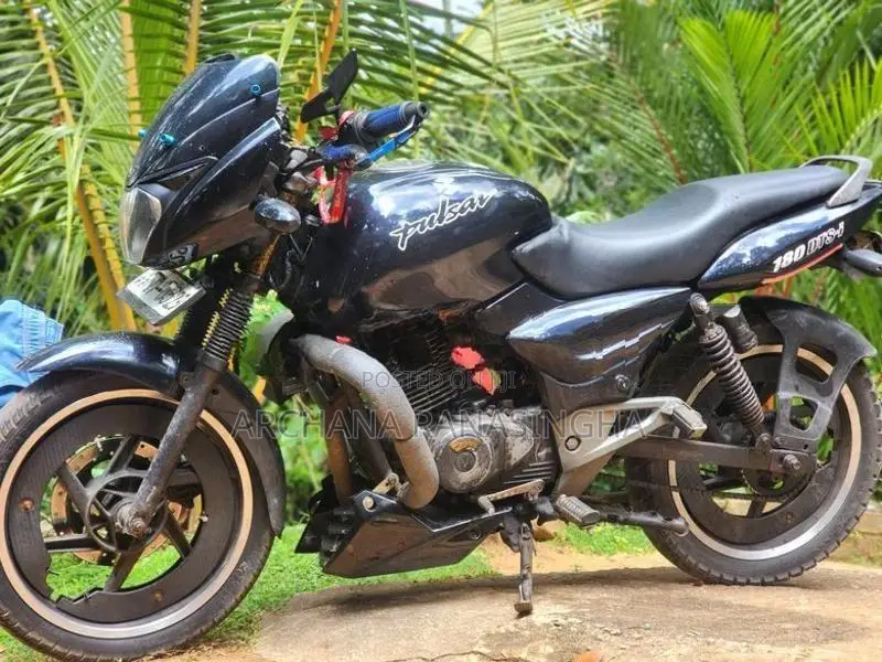 Bajaj Pulsar 180 2006