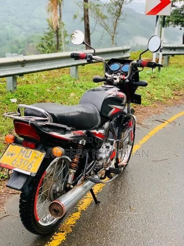 Bajaj CT100 2006