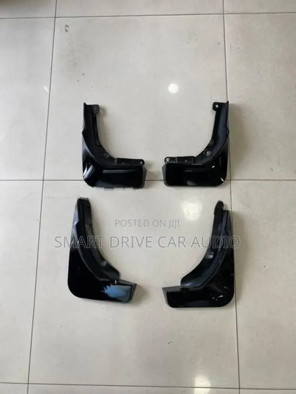Honda Vezel Rs Piano Black Mud Flaps
