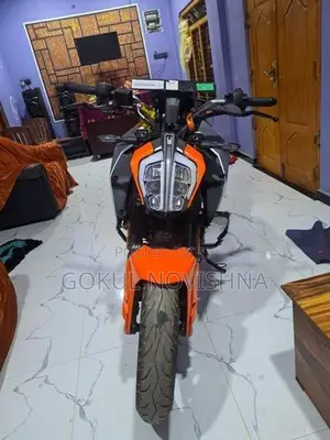 KTM Duke 160 2026