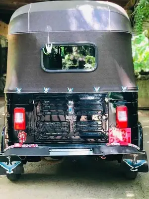 Bajaj RE Three Wheeler 2015