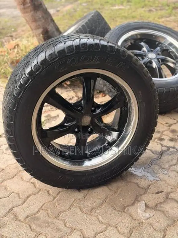 275/55/20Toyota Hilux Tires