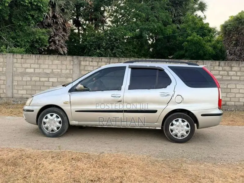 Tata Indica 2006