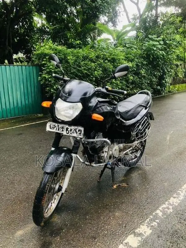 TVS Victor 2005