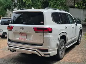 Toyota Land Cruiser ZX Diesel 2023