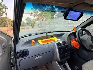 Tata Indica 2006