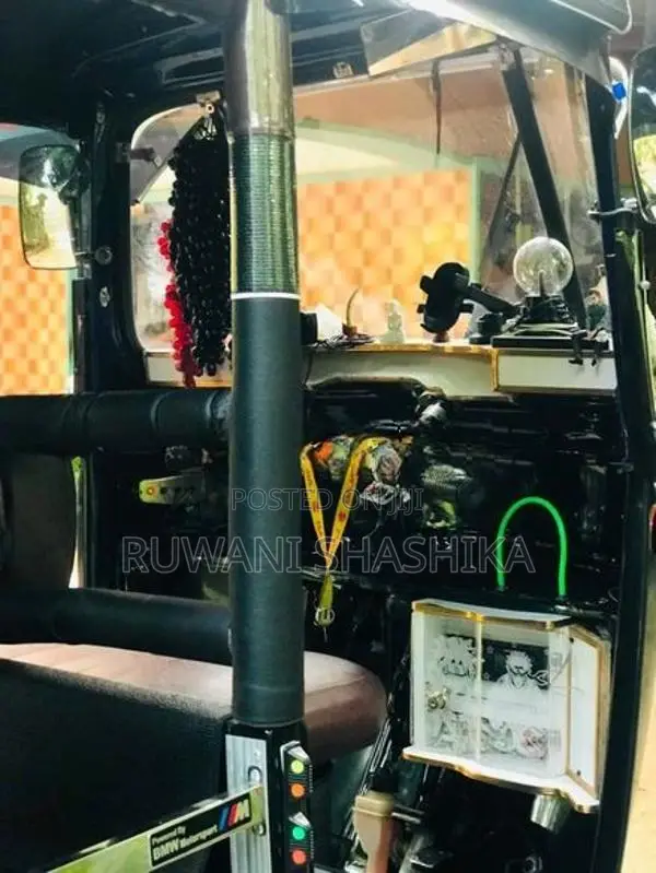 Bajaj RE Three Wheeler 2015