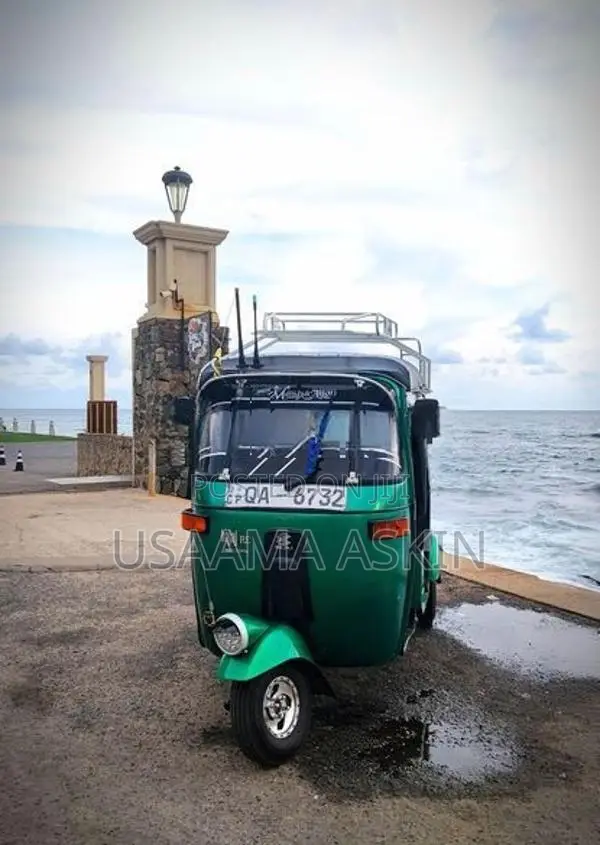 Bajaj RE 2006