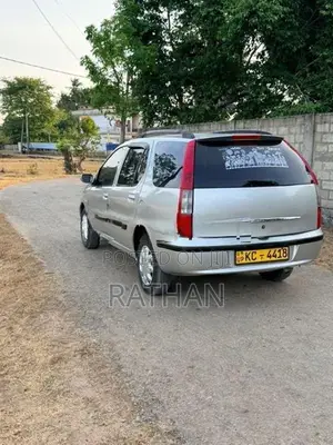 Tata Indica 2006