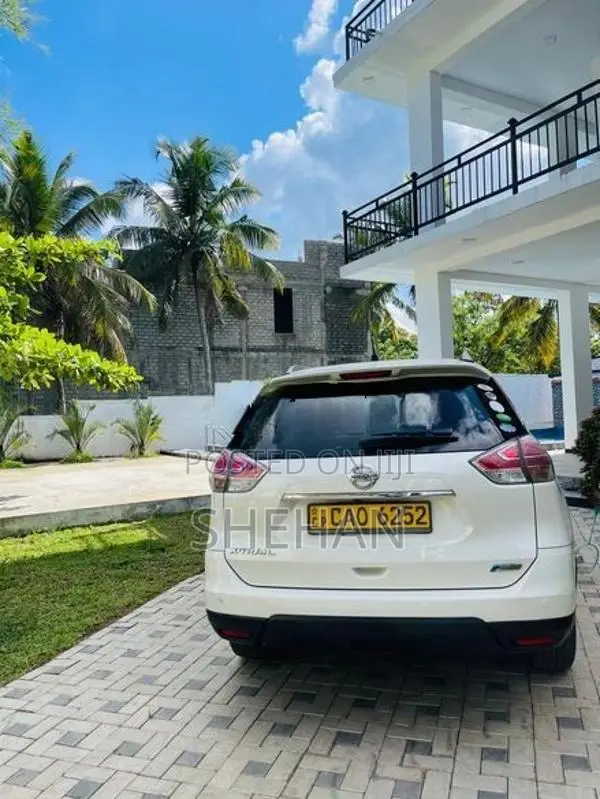 Nissan X-Trail 2016