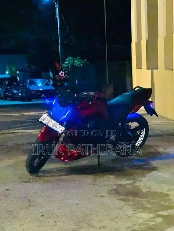 Yamaha FZS V1 2012
