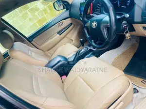 Toyota Fortuner 2013