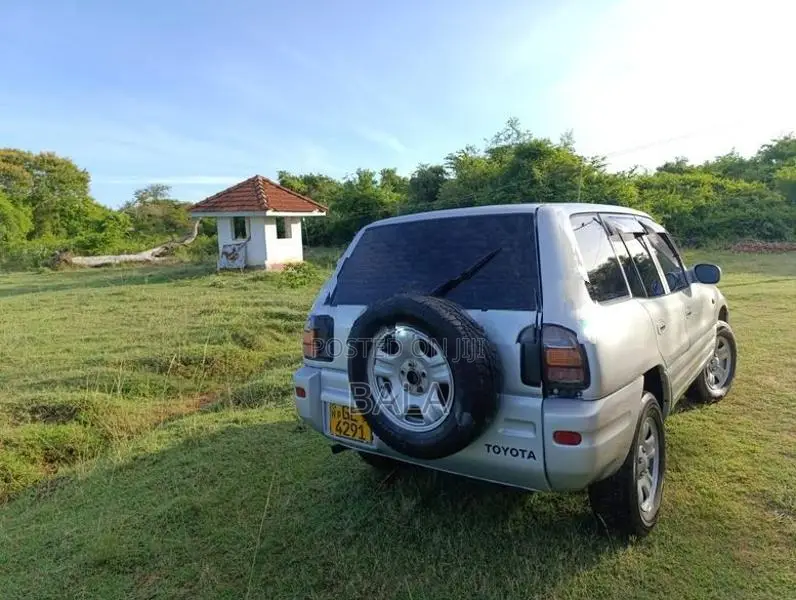 Toyota RAV4 1998