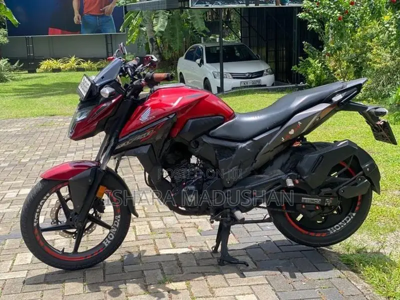 Honda X-Blade 2018