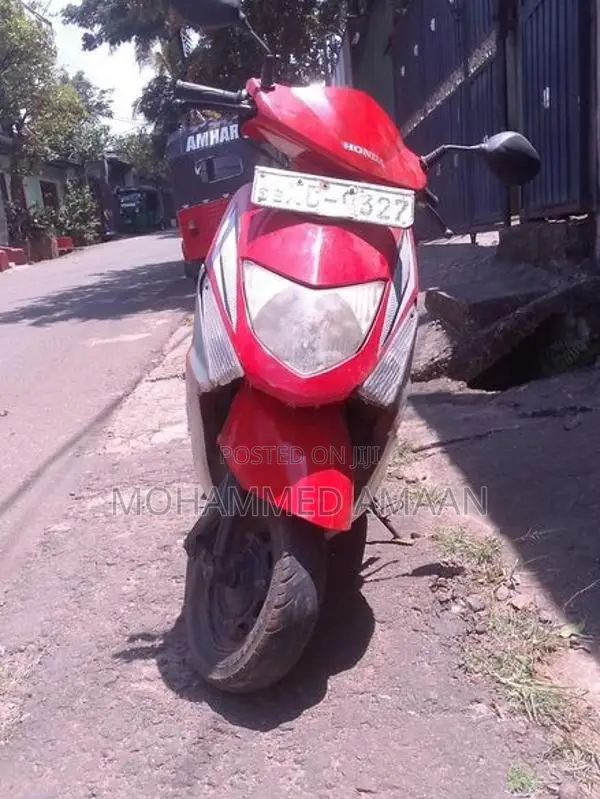 Honda Dio 2012