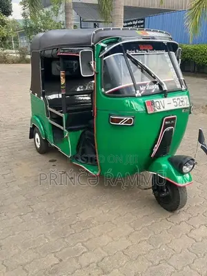 Bajaj RE 2010