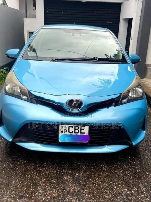 Toyota Vitz KSP 130 2015