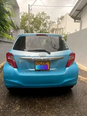 Toyota Vitz KSP 130 2015